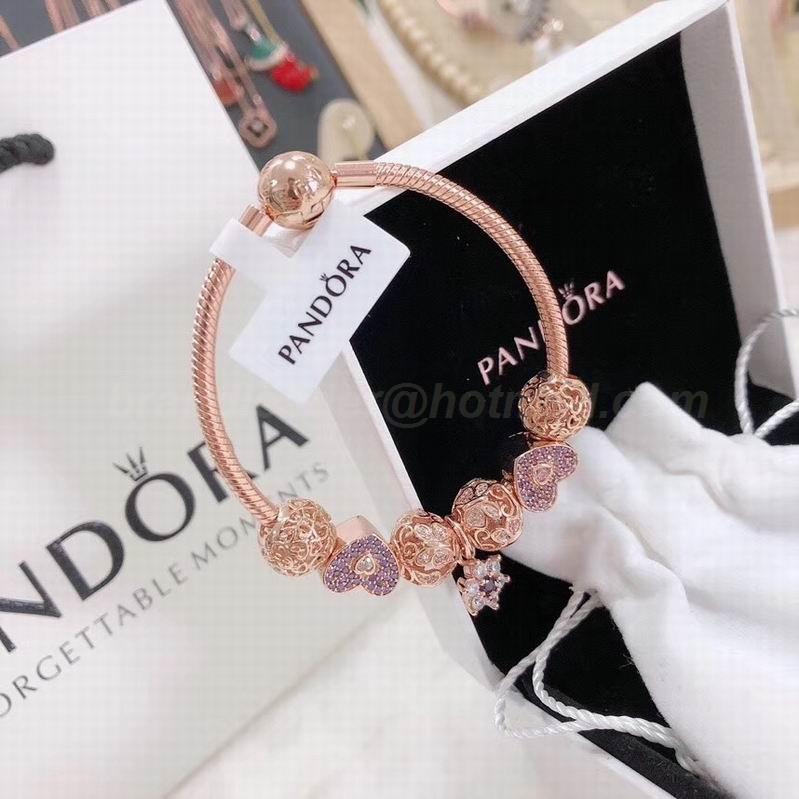 Pandora Bracelets 576